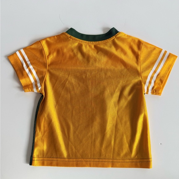 NFL Team Apparel Green Bay Packers Jersey size 12M - Picture 3 of 3